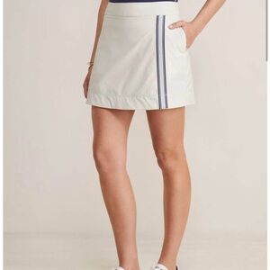 Vineyard Vines skort, medium